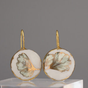 White round porcelain earring White Gold 52. Finest 24-karat gold. A unique handmade piece. Sustainably crafted in the heart of Europe.